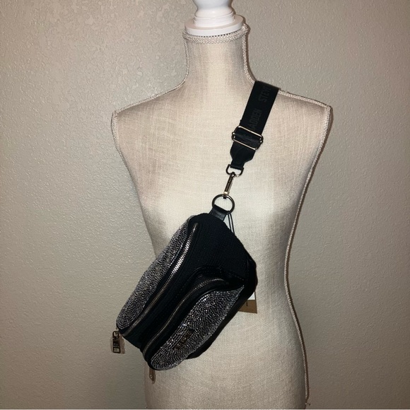 NWT Steve Madden Black and Silver Shimmer B Storm Fanny Pack Belt Bag - Picture 7 of 8